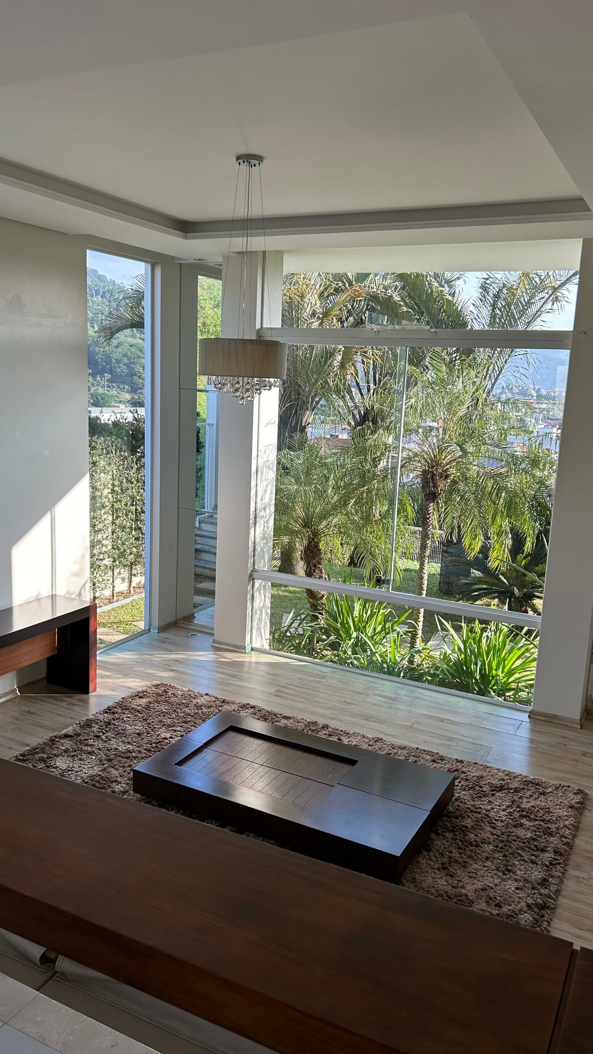 Imagem do Casa com piscina em condomínio Residencial  Fechado no bairro Jaraguá Esquerdo